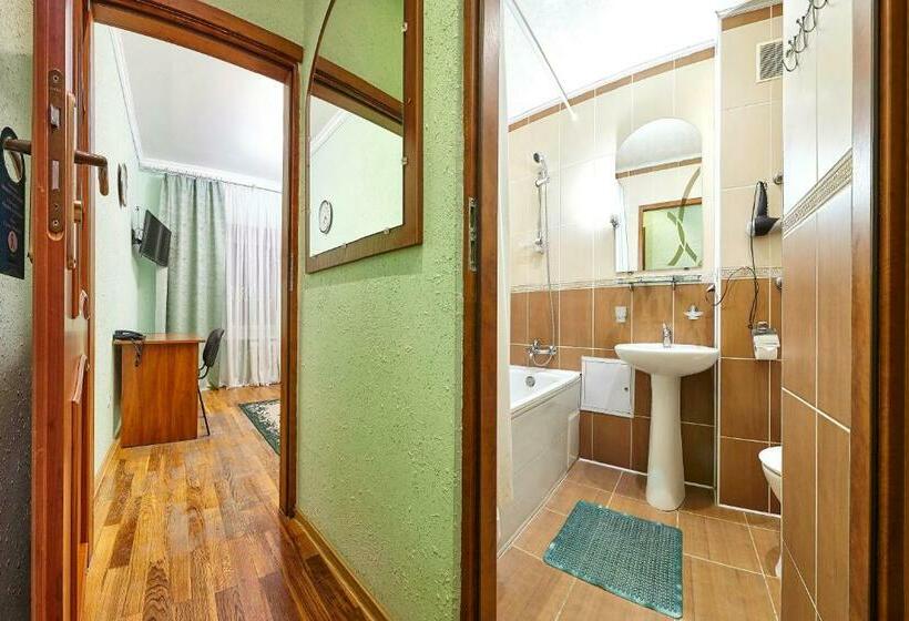 Номер Стандарт Индивидуальный, Resort Hotel Karpaty