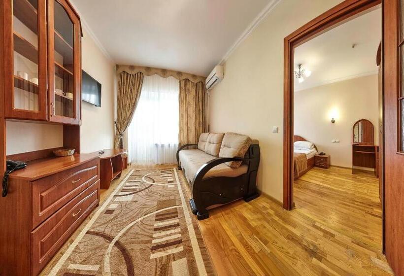 Люкс, Resort Hotel Karpaty