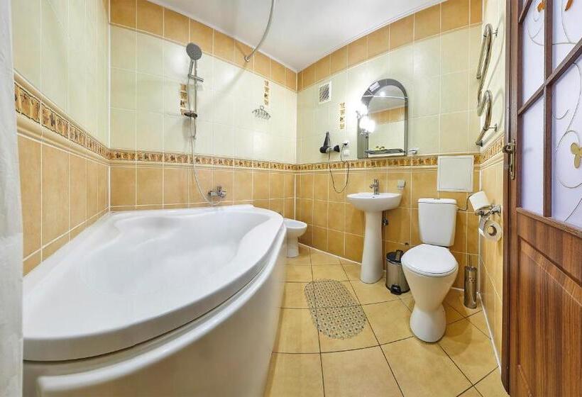 Люкс, Resort Hotel Karpaty