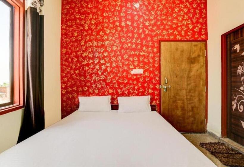 Cameră Deluxe, Goroomgo Hotel M J Agra Near Taj Mahal 950m
