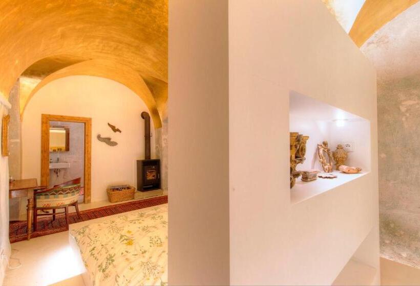 Номер Basic, Chateau Třebešice