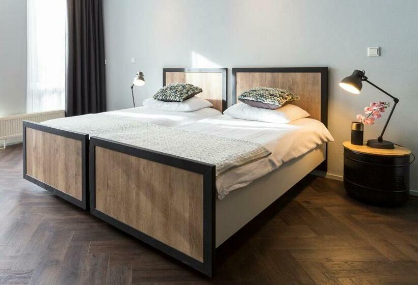 Номер Стандарт, Spelderholt