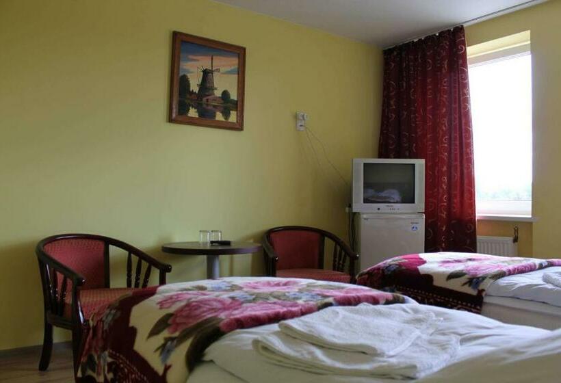 اتاق استاندارد, Bed And Breakfast Taurage Center