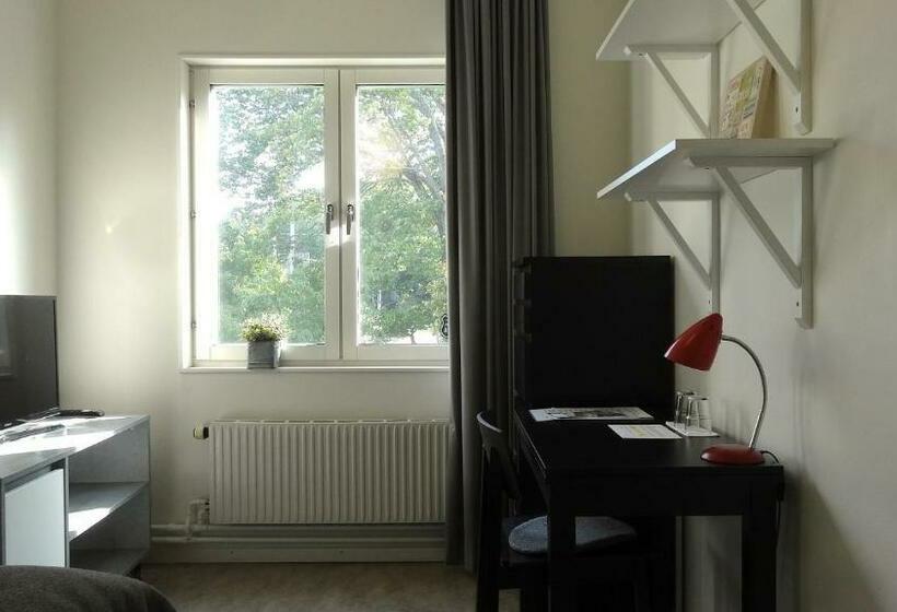 标准单人间共用浴室, Le Mat B&b Akersberga