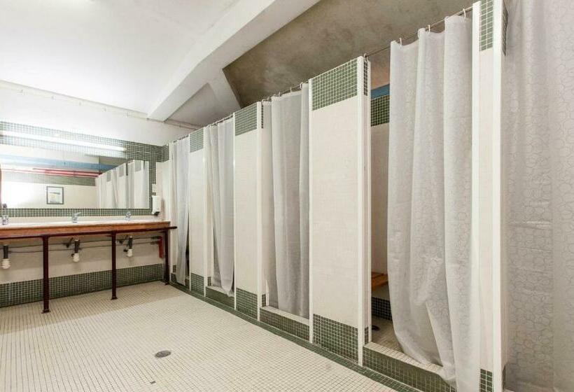 Cama en Habitación Compartida, Hi Almada  Pousada De Juventude