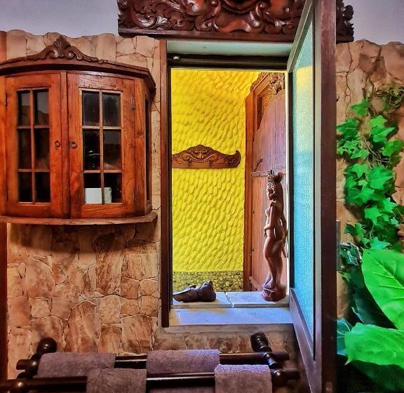 Люкс Superior, Villa Paraiso   Naturism Optional Adults Only