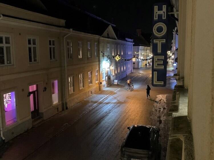 Номер Стандарт Трехместный, Arboga Stadshotell