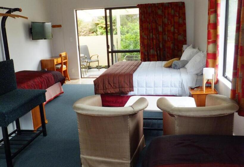 4인용 스탠다드 룸, Ropatinis Bed & Breakfast