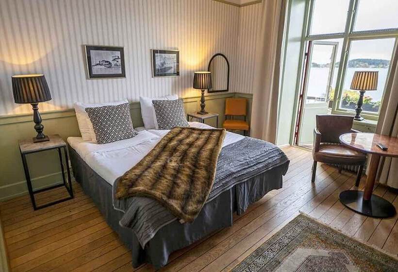Номер Стандарт Вид на Море с Балконом, Waxholms Hotell
