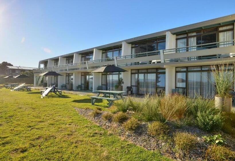 Апартаменты 2 Спальни, Whispering Sands Beachfront Motel