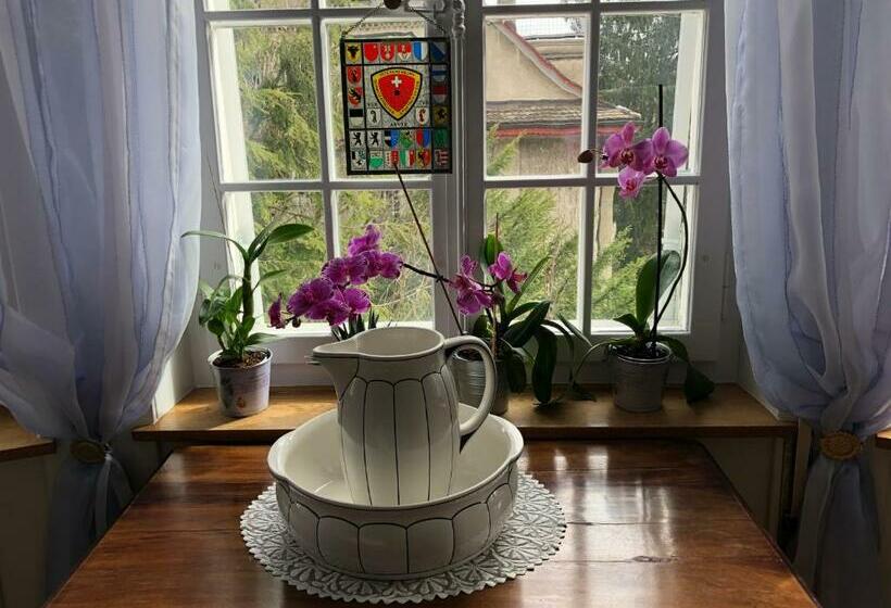 标准间, Bed And Breakfast Wildrose