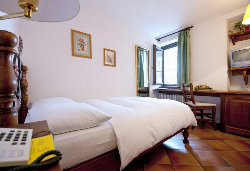 Номер Стандарт Индивидуальный, Albergo Ristorante Della Posta