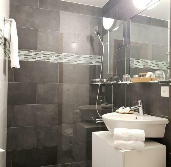 Номер Стандарт, Auberge De L Union