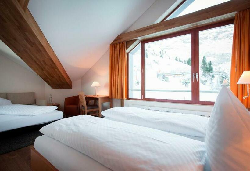 Standard Trippelrum, Berghotel Trübsee   Accessible Only By Cable Car