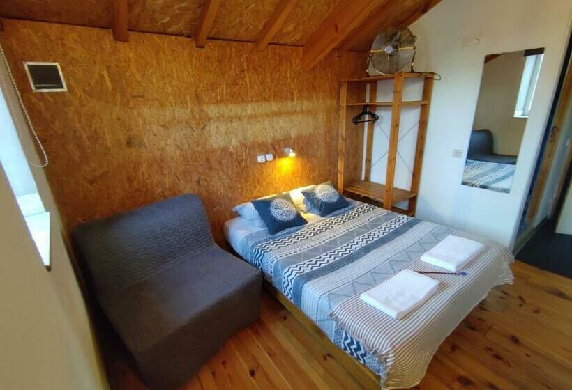 패밀리 룸, Sardines And Friends Hostel 04