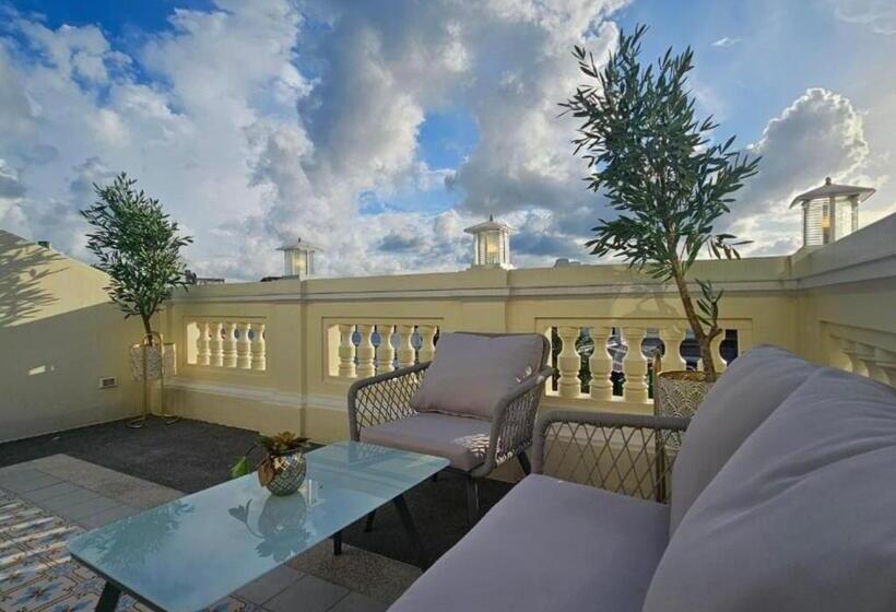 Люкс, Hawa House Phuket