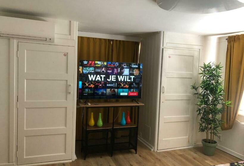 Номер Deluxe Кровать Кинг, Bommelsteijn Lodge