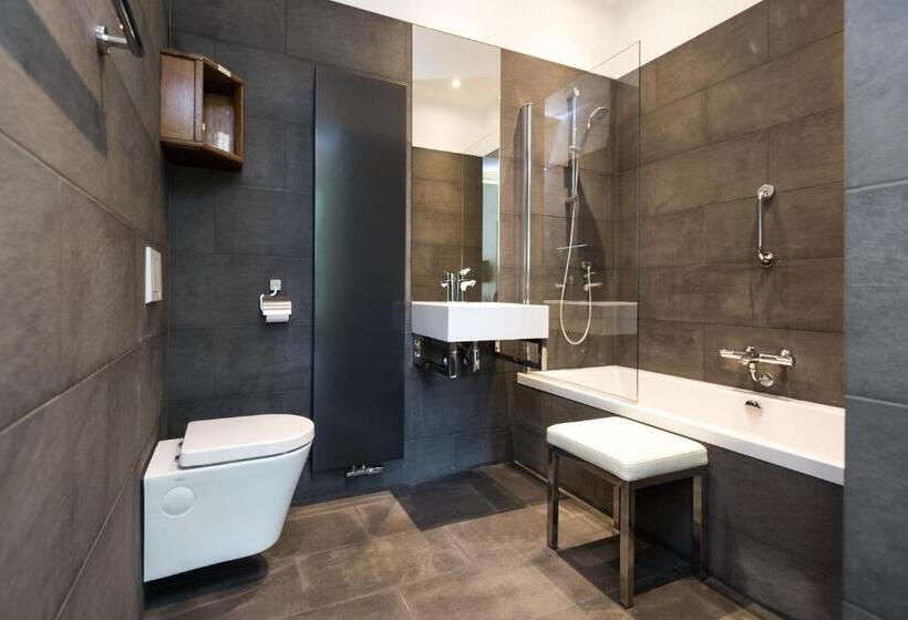 Люкс Повышенной Комфортности, Boutique Hotel Museumkwartier