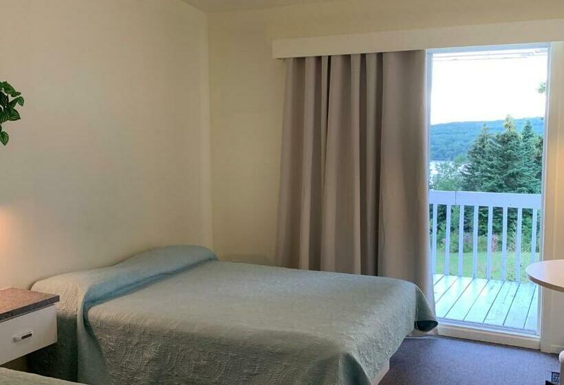 Четырехместный Номер Классик, Auberge Motel Panorama