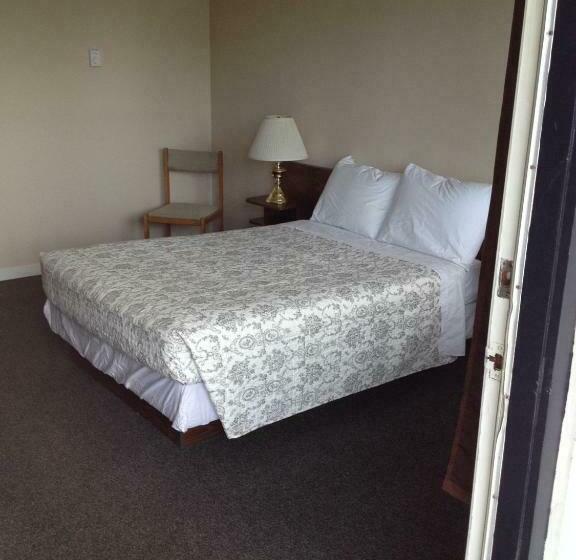 스탠다드 룸, Departure Bay Motel