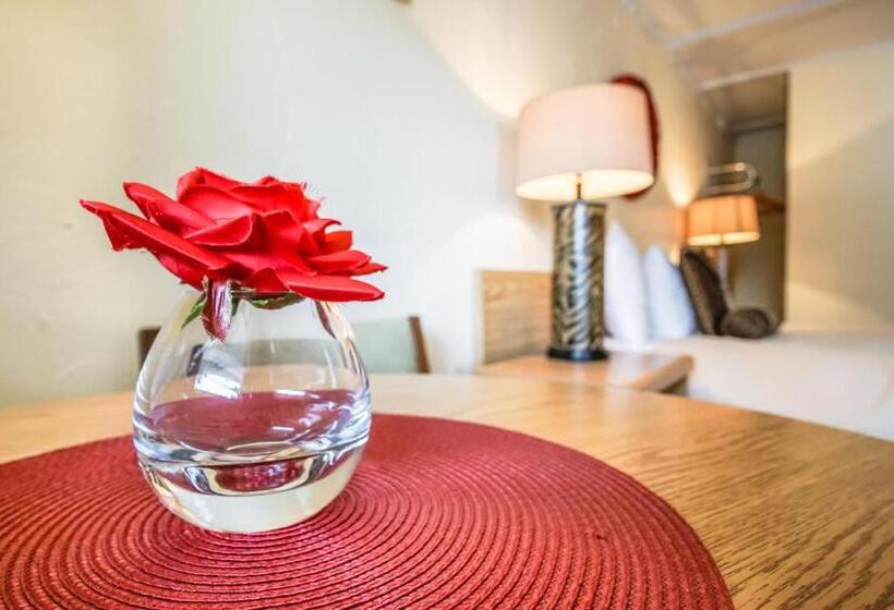 Стандартный Номер Кровать Кинг, Gables Motel