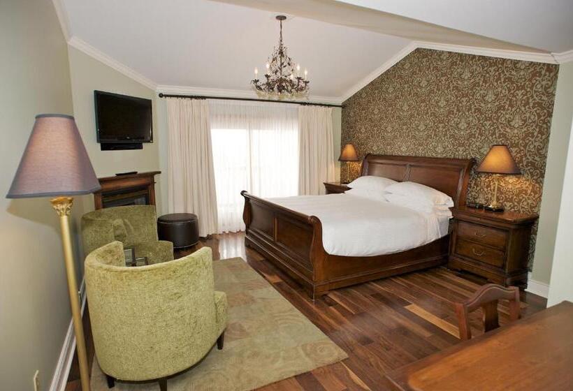 Superior room with lake view, Eganridge Resort, Golf Club & Spa