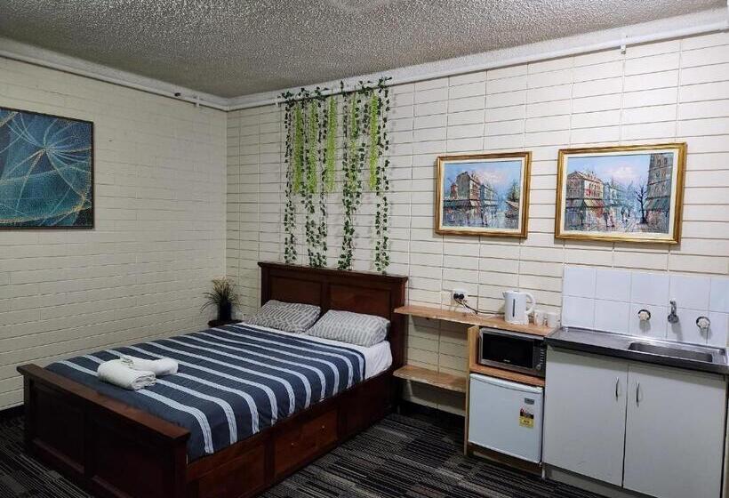 غرفة قياسية, West End Motel & Backpackers