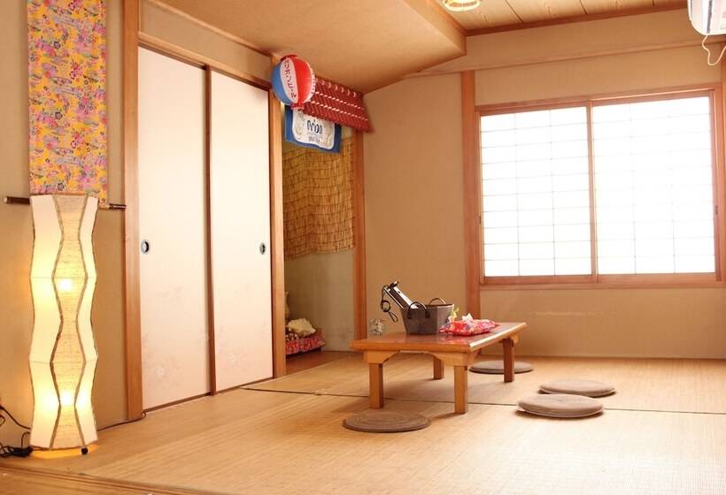 Семейный Номер, Okinawa Minshuku Kariyushi