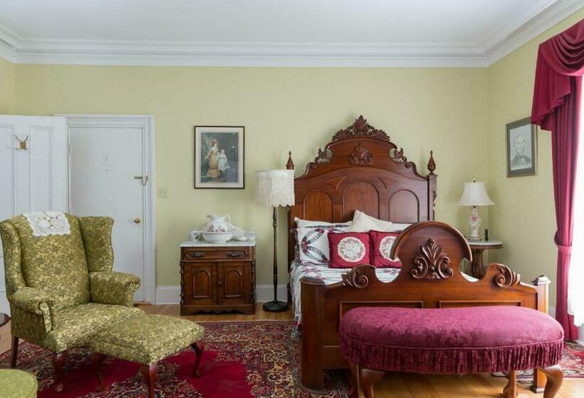 Quarto Estandar com Sacada, Fitzroy Hall