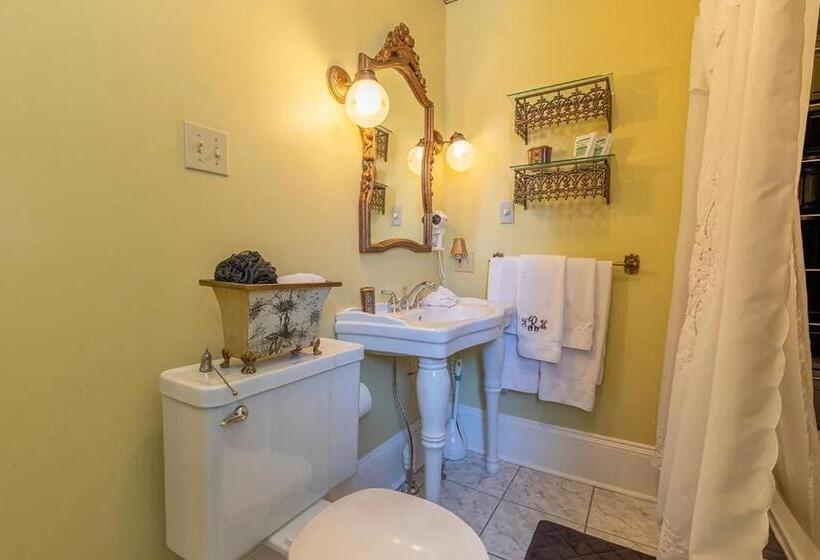 Quarto Estandar com Sacada, Fitzroy Hall