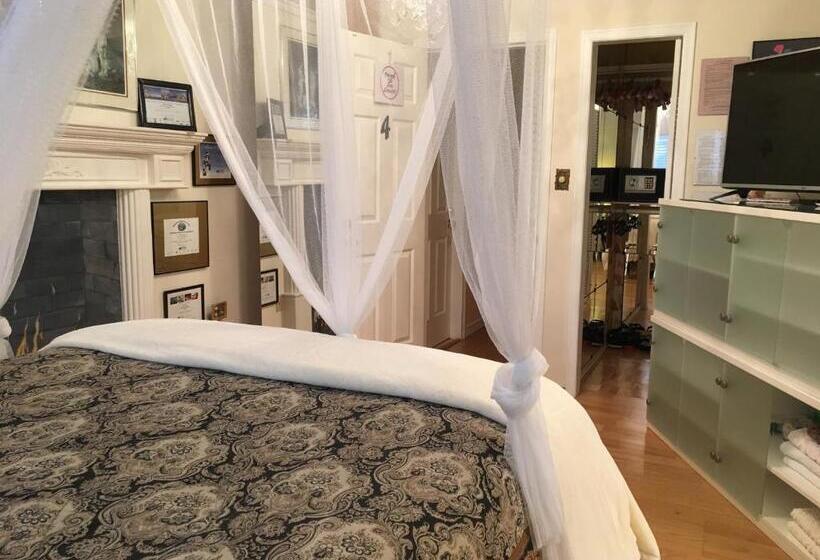 Люкс Кровать Квин, Diana S Luxury Bed And Breakfast