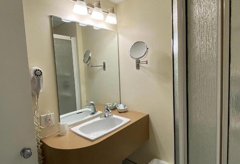 Номер Стандарт, Hôtel Centre Ville