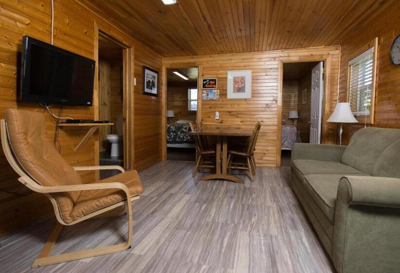 کلبه ییلاقی, North Rustico Motel & Cottages