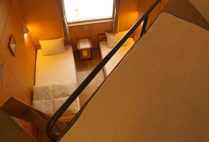 标准三人间共用浴室, Kussharo Genya Youth Guesthouse
