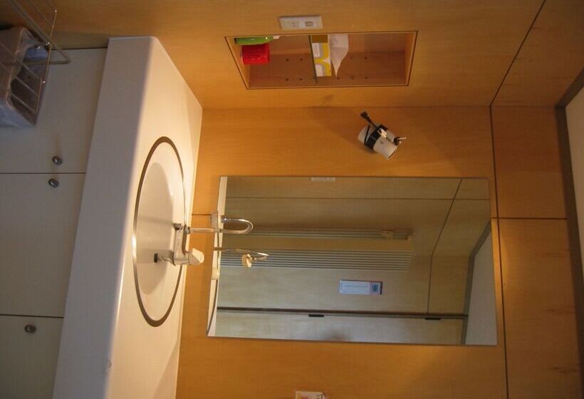 带共用浴室的标准房间, Kussharo Genya Youth Guesthouse