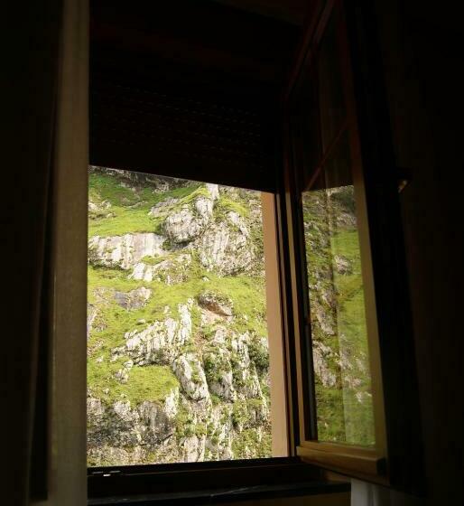 스탠다드 룸, Garganta Del Cares