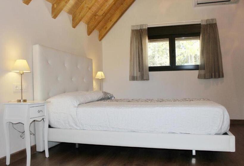 Полулюкс, Complejo Rural La Coronilla