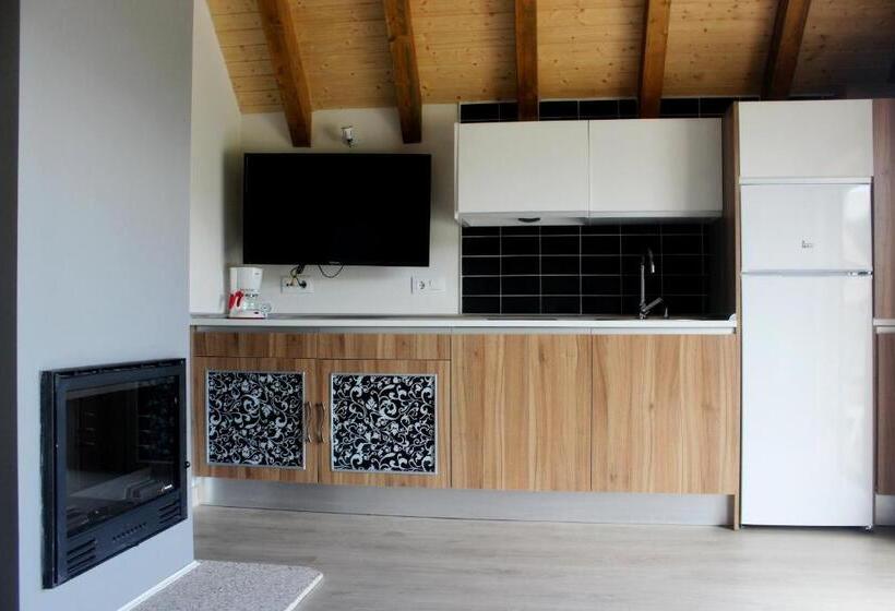 Полулюкс, Complejo Rural La Coronilla