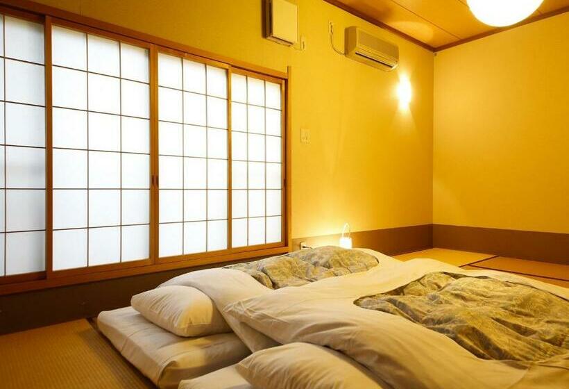 Номер Дюплекс, Ryokan Kutsuroginoya Yuu