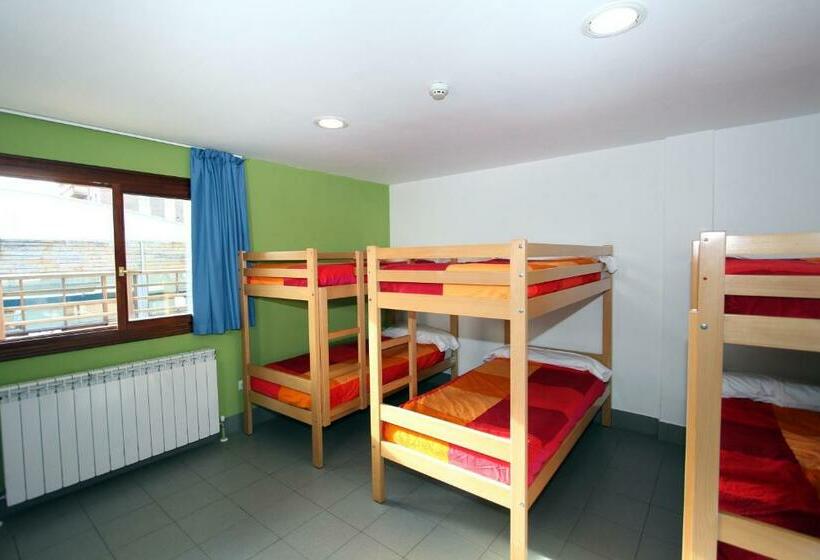 공동 객실, Albergue Trinkete Etxea