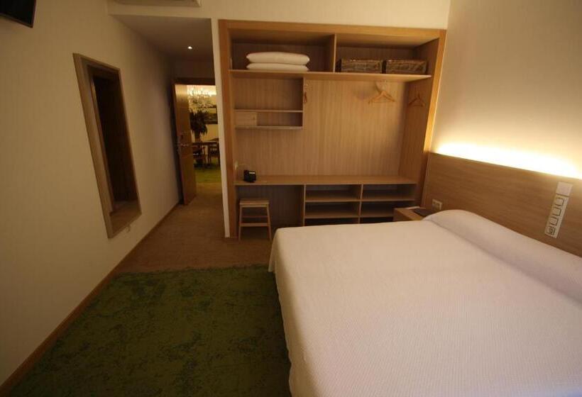 חדר סטנדרט עם מרפסת, Cal Piteu