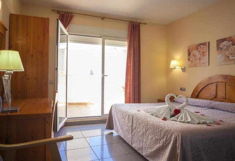 Romantic Room, El Pinche De Oro