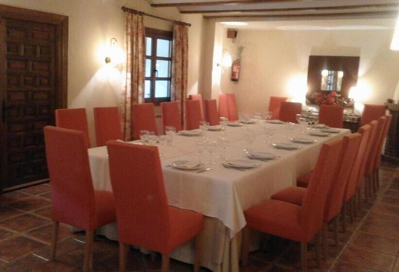 Дом 1 Спальня, Hostal Rural Cumbres De Castilla