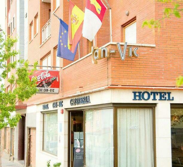 标准单人间, Can Vic