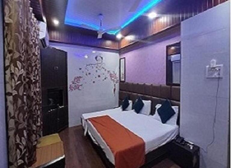 Номер Deluxe, Geetanjali St Bus Stand Panvel