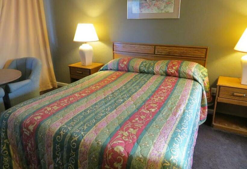 Номер Стандарт, Capri Motel