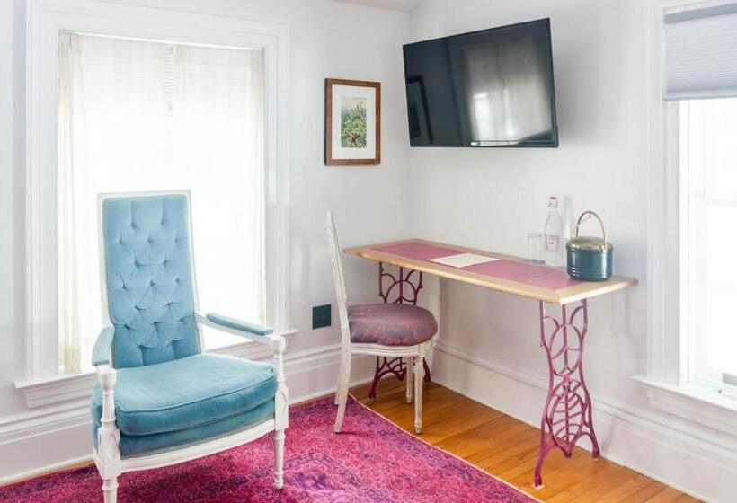Номер Стандарт, Argos Inn   Ithaca S Boutique
