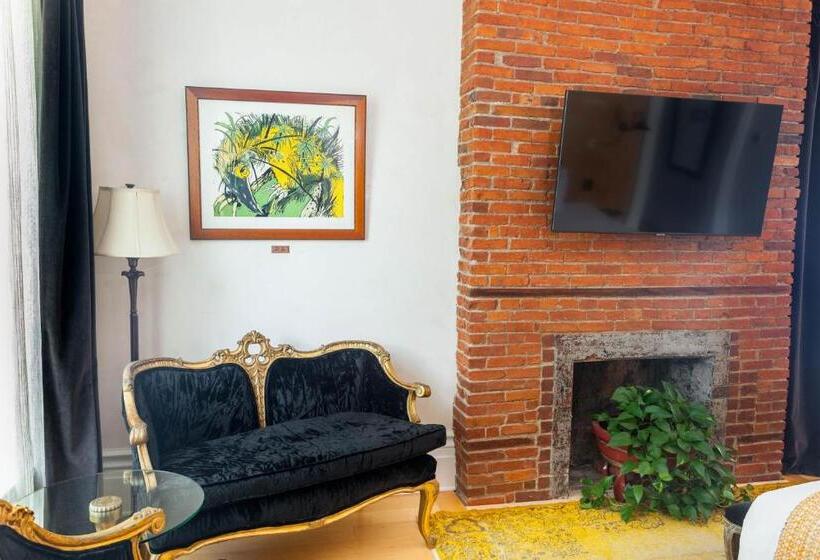 Номер Deluxe Кровать Кинг, Argos Inn   Ithaca S Boutique