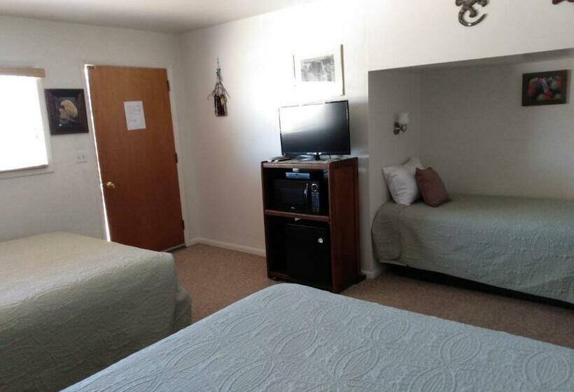ベーシックトリプルルーム, Mokee Motel