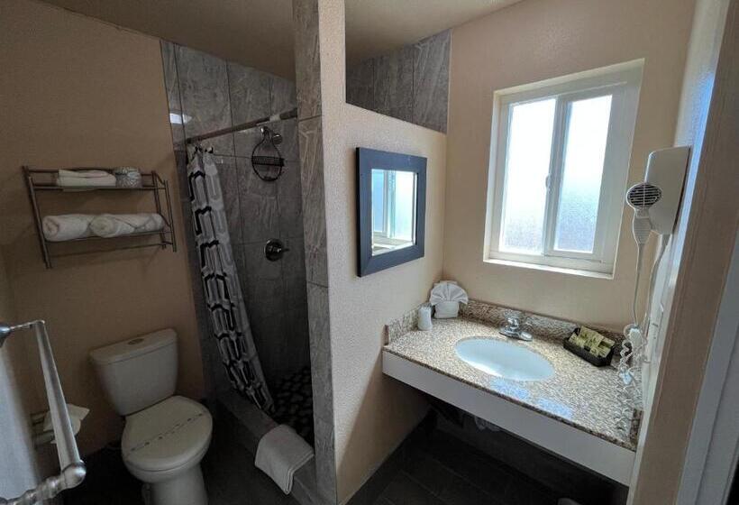 Номер Deluxe Кровать Кинг, American Inn   Grover Beach   Pismo Beach
